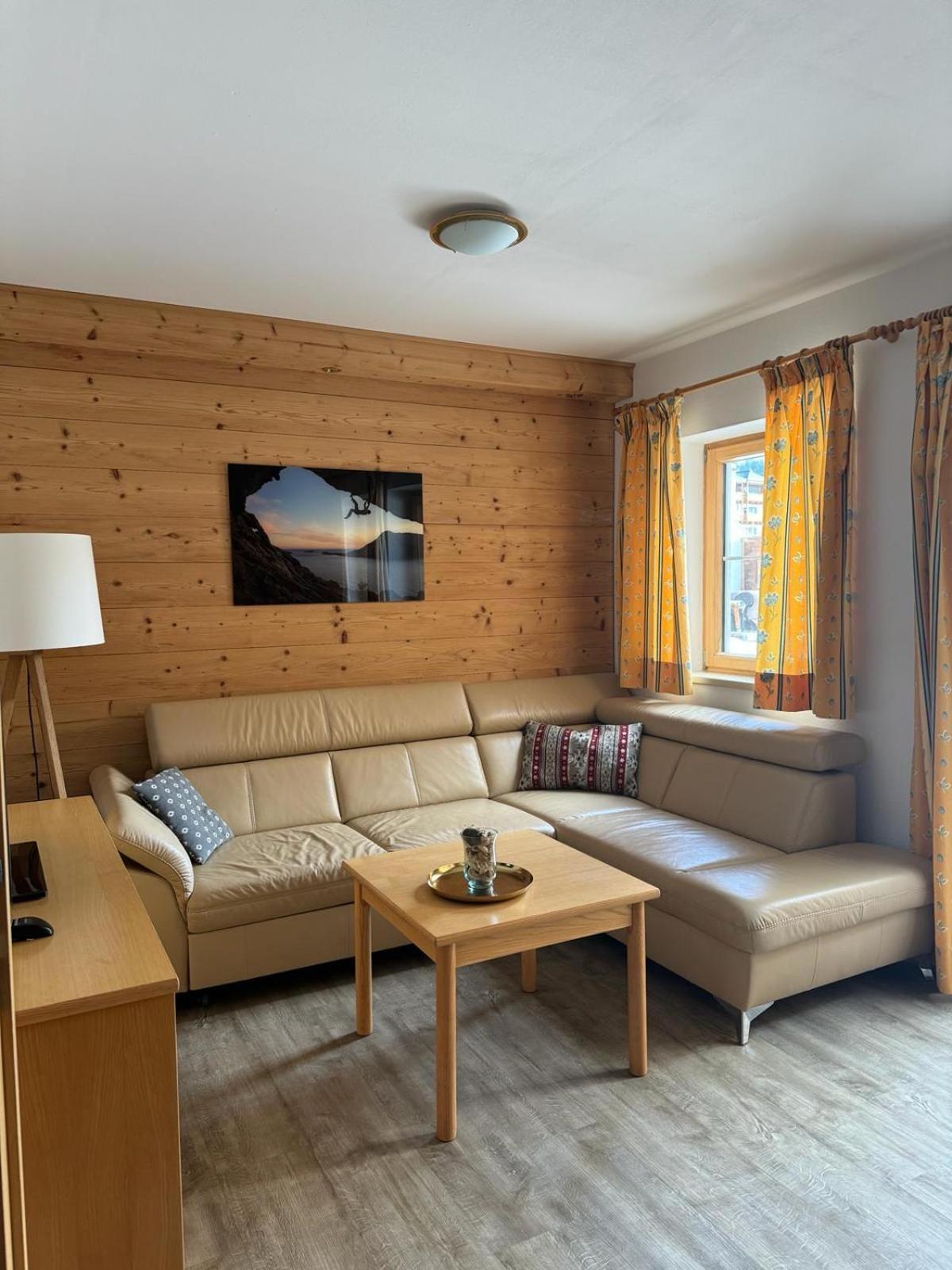 Weinzeit Chalet Konigsleiten Exteriör bild